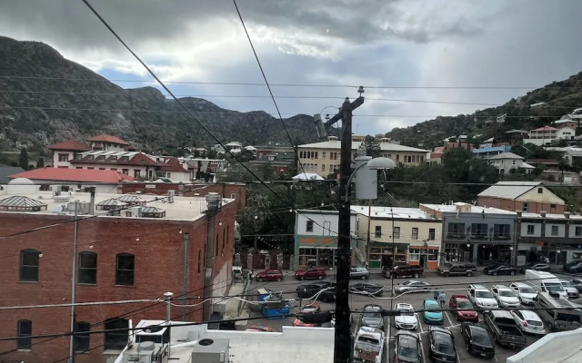 Hotel La More at The Bisbee Inn