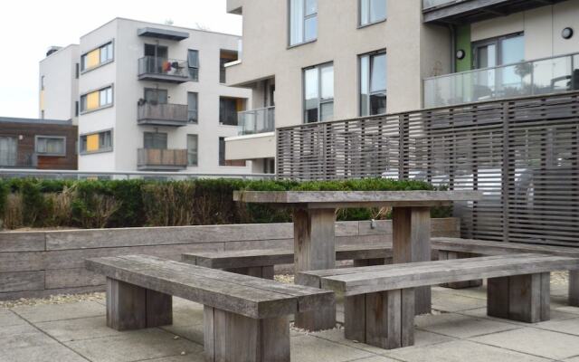 1 Bed Flat in Whitechapel with Roof Terrace