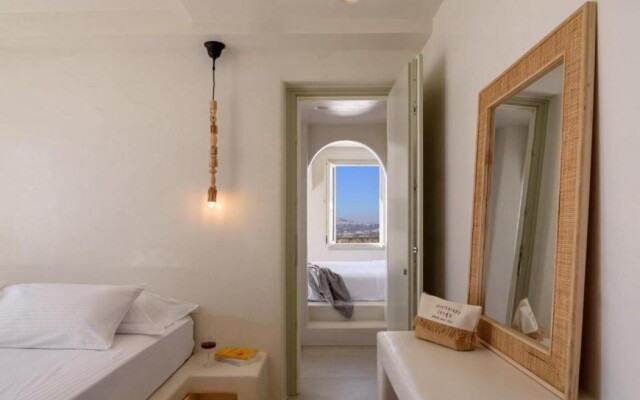 Terra Blanca Suites