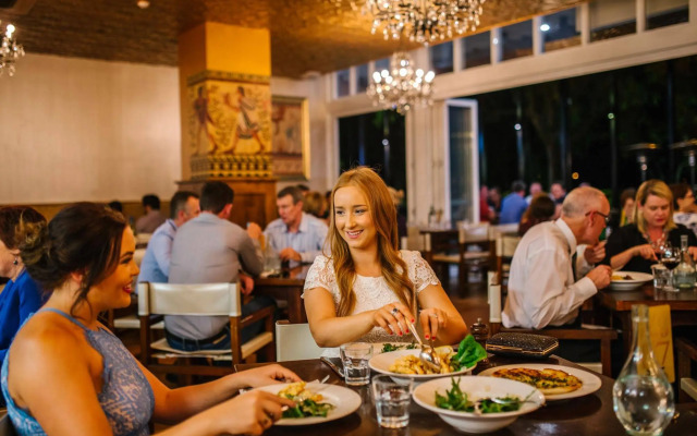 Empire Apartment Hotel