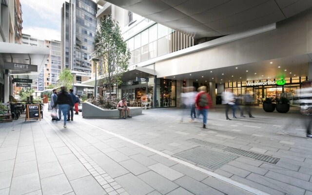 Chic CBD Pad + Pool + Gym + Sauna + Parking