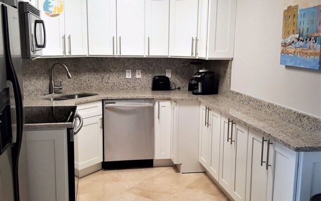 Alexander 510 2 Bedroom Apts by RedAwning