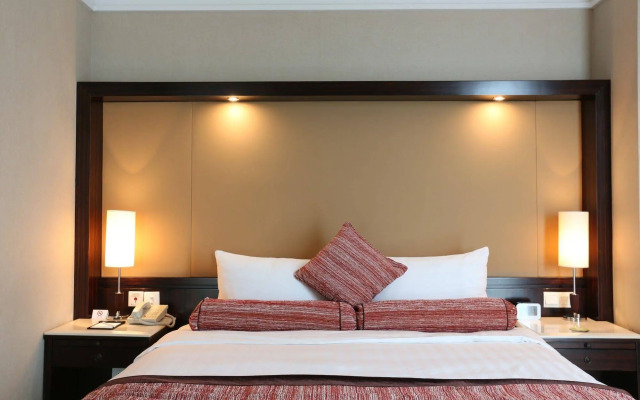 Cyts Greentree Eastern International Hotel