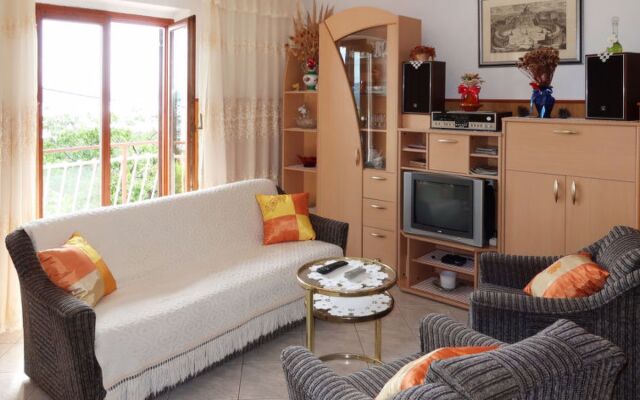 Apartment Dani Garda