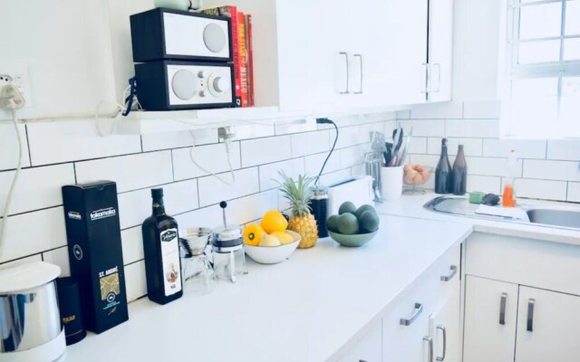 Cozy 1 Bedroom Apartment in Oranjezicht