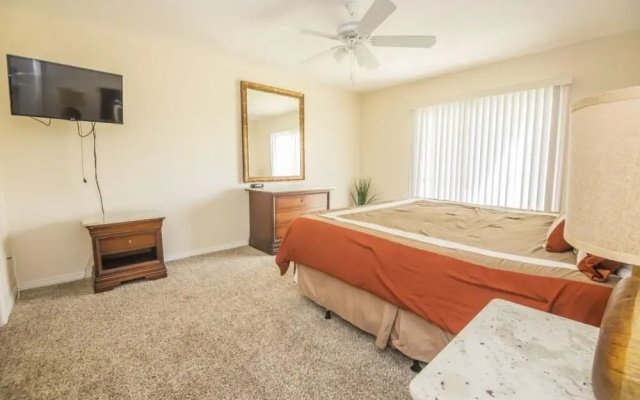 Jerry's Royal Palm Bay Condo