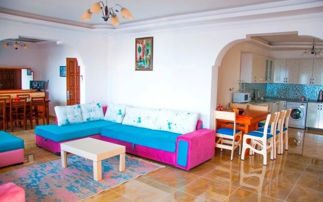 Villa Akca by Akdenizvillam