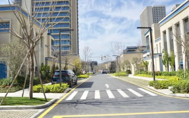 Ninghai Sunset Net Red Seaview Homestay (Vanke Shuangyuewan Branch)