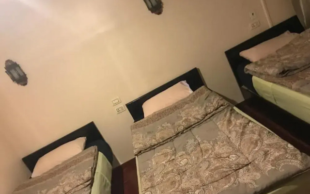 Wake Up Cairo Hostel
