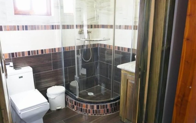 Mahoe Panoramic Haven