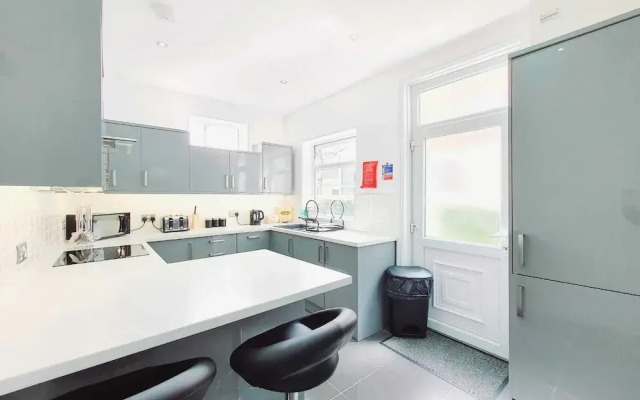 Dysa Bloomfield House