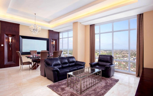 Grand Mercure Solo Baru