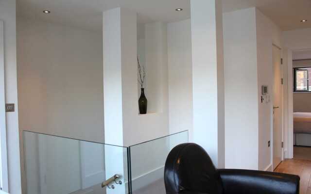 1 Bedroom Property in Central London With Terrace