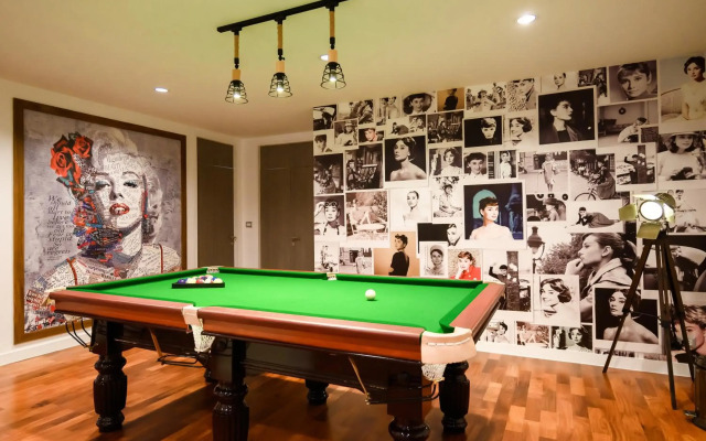 Benviar Tonson Residence