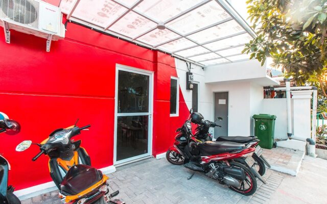 Wisma Cakung by OYO Rooms