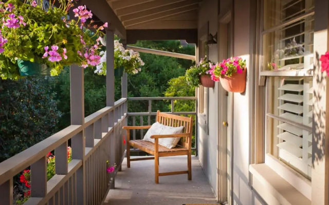 Carmel Country Inn