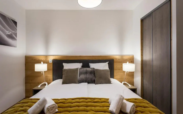 Apartment in Plagne 1800 With Ski-in/ski-out