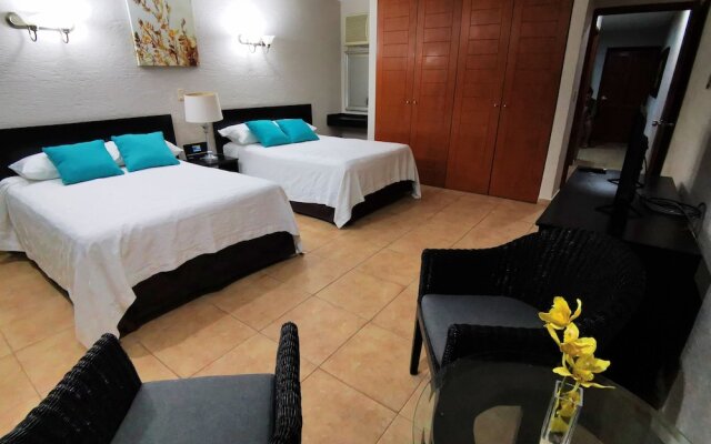 Brisas Beachfront Studios In Hotel Zone