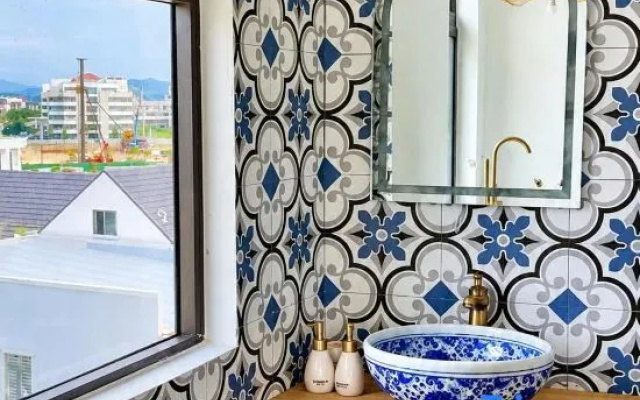 La Riva Riverside Hue Hotel & Rooftop – Bathroom – Hue