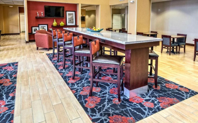 Hampton Inn & Suites Fort Myers-Estero/FGCU