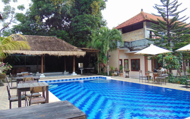 Ayu Guna Inn