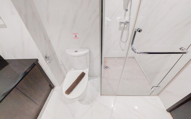 Homey And Tranquil 1Br Branz Bsd City Apartment