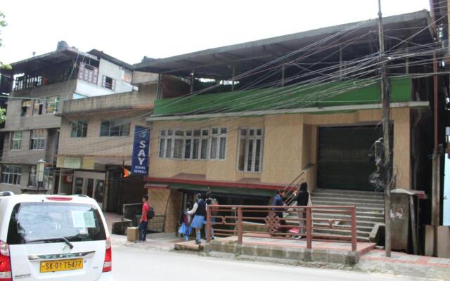 Say Rooms Hotel Deorali