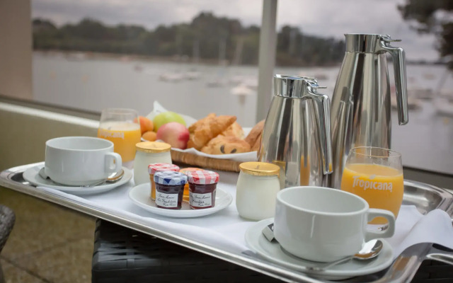 Best Western Plus Hôtel Le Roof