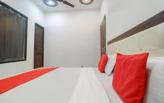 OYO 65320 Hotel Surya