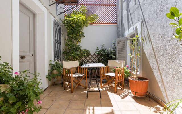 Niriides Guesthouse
