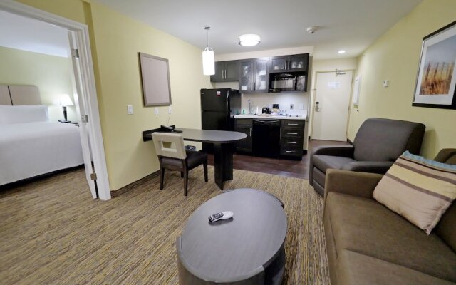 Candlewood Suites Dallas - Plano West