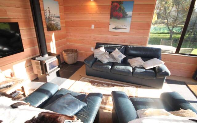 Pinot Lodge