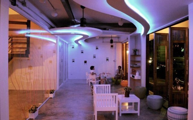 Good Night Cha-am Minitel