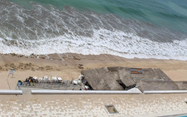 Hotel Playa Marina