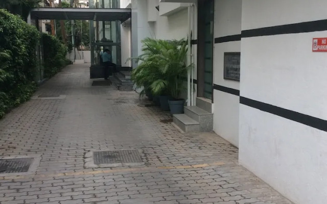 The Lotus Apartment Hotels - Venkatraman street