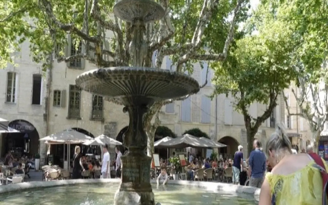 Beautiful Holiday Apartment in Uzes With Balcony
