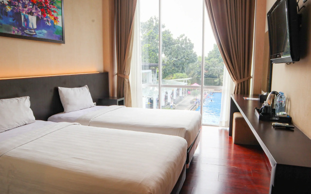 Oasis Siliwangi Sport Hotel