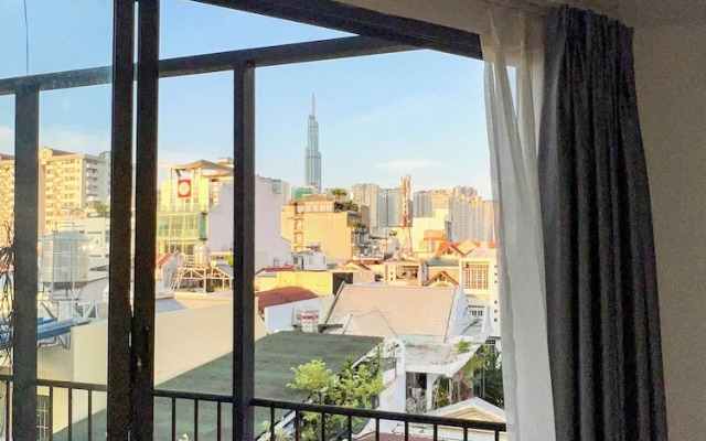 Zeus Living - 7C Downtown By Feet