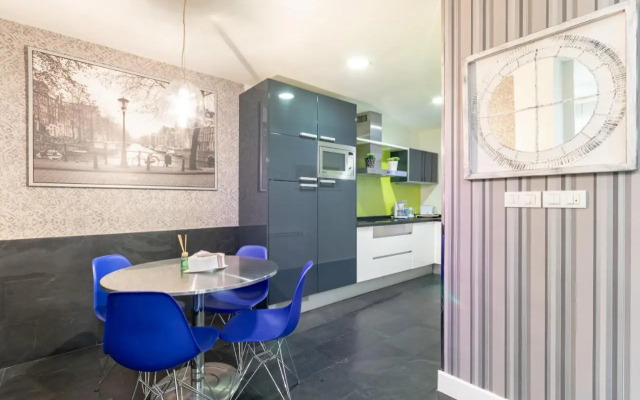 OLD TOWN II apartment by Aston Rentals