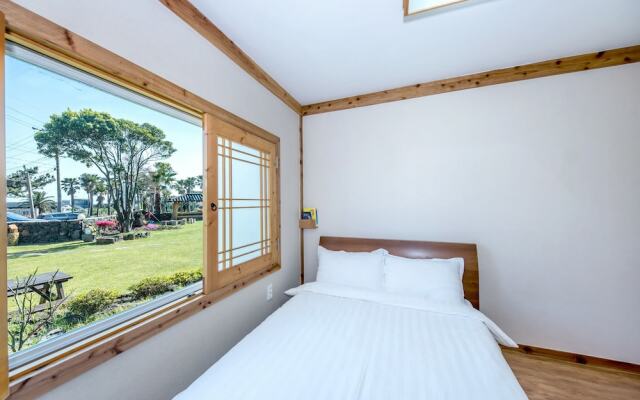 Stone Statue Village Hanok