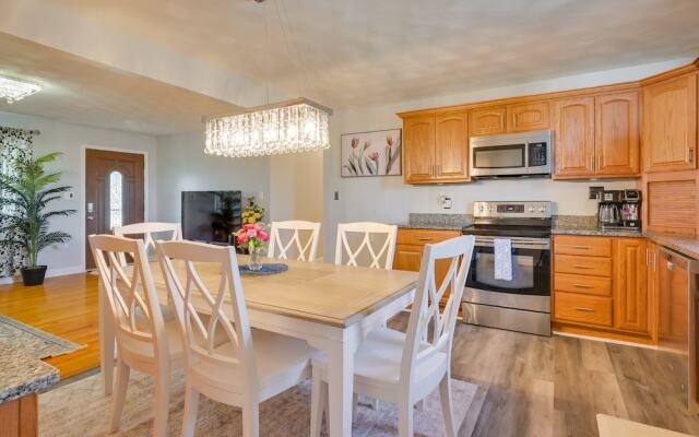Deck & Grill: Convenient Home in Hummelstown