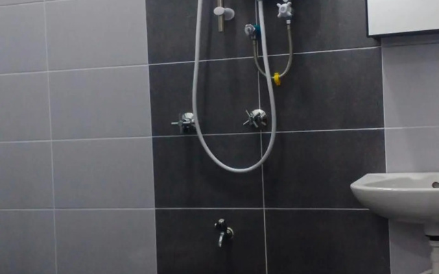 ADDA Guest House – Bathroom – Kota Bharu
