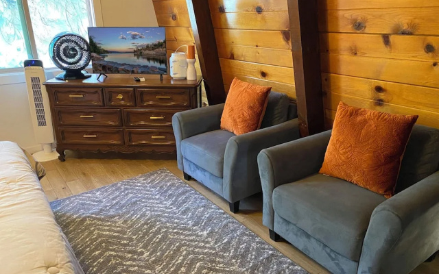 The Cozy Bear Cabin