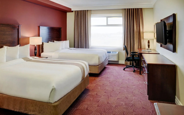 Chateau Nova Yellowhead