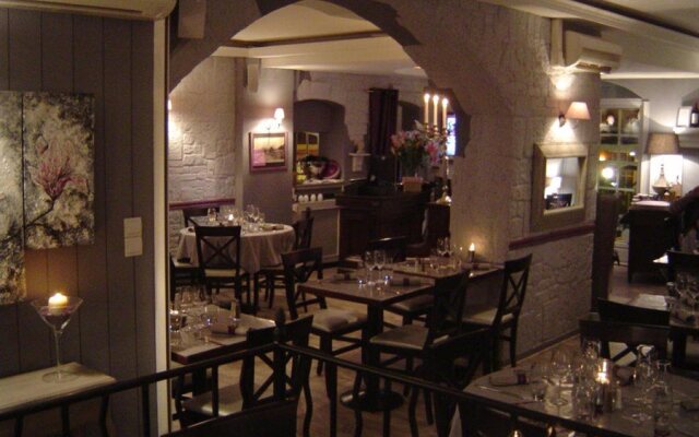 Hôtel Restaurant Le 8