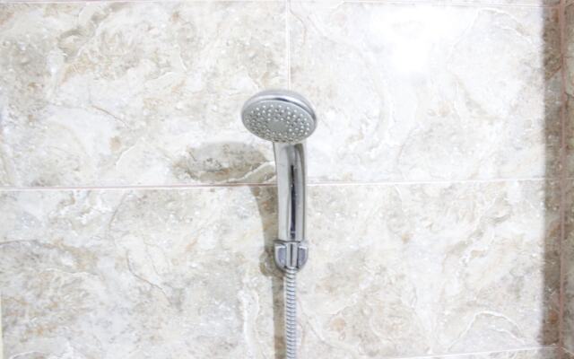 Deluxe & Cozy 4BR Galeri Ciumbuleuit Apartment