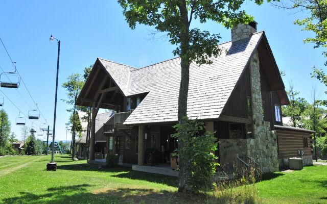 All Seasons Pass 4 Bedroom House