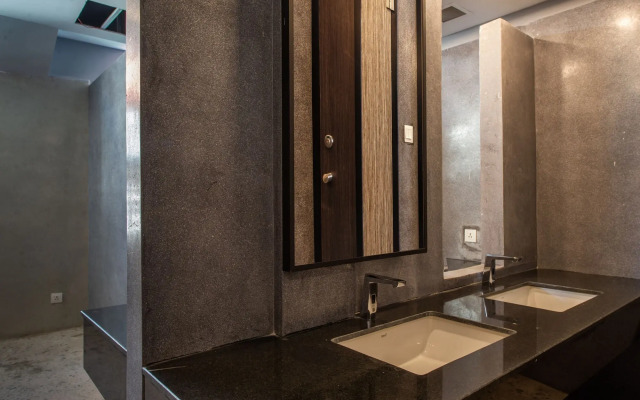 The Twizt Lifestyle Hostel & Hotel