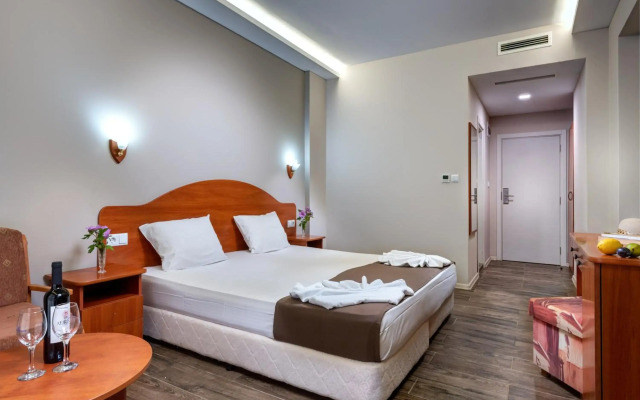Hotel Sunny