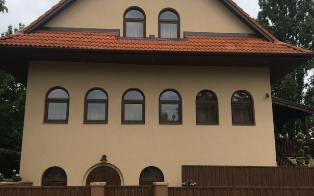 B11 Balatonföldvár